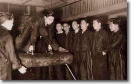 http://www.shymca.org.cn/images/centry4.JPG